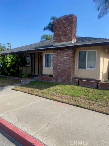 $2,800 | 16642 Goldenwest Street, Huntington Beach, CA 92647