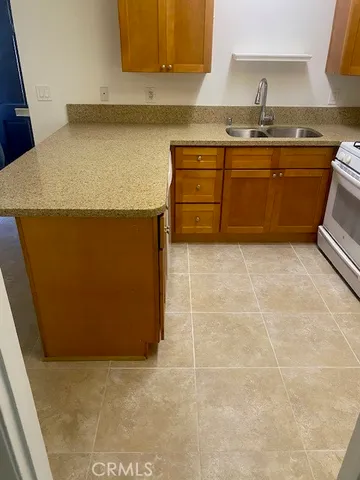 $2,800 | 16642 Goldenwest Street, Huntington Beach, CA 92647