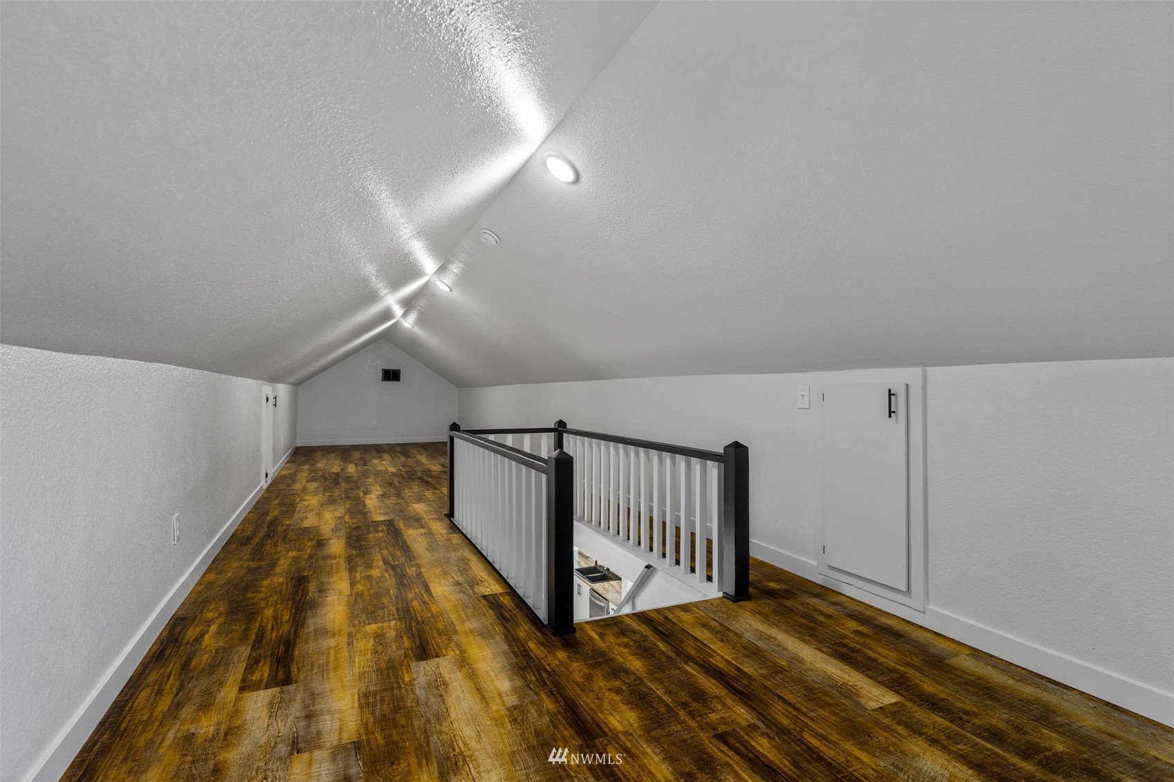 10304 184th Avenue Southwest Rochester, WA 98579 - Photo 18 of 27