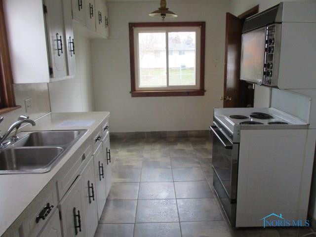 2326 Hinde Road Toledo, OH 43607 - Photo 7 of 12 Gallery Image 7