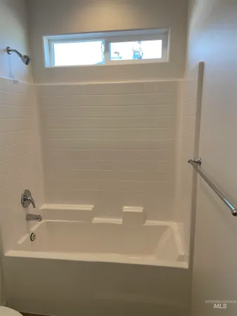 $369,900 | 2015 Lowline Avenue, Twin Falls, ID 83301