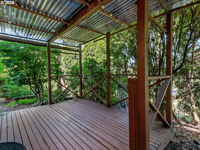 a view of backyard with green space