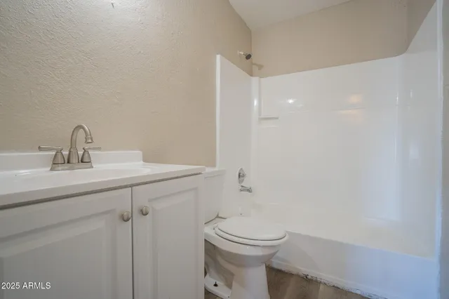 $895 | 9606 North 11th Avenue, Unit 105, Phoenix, AZ 85021