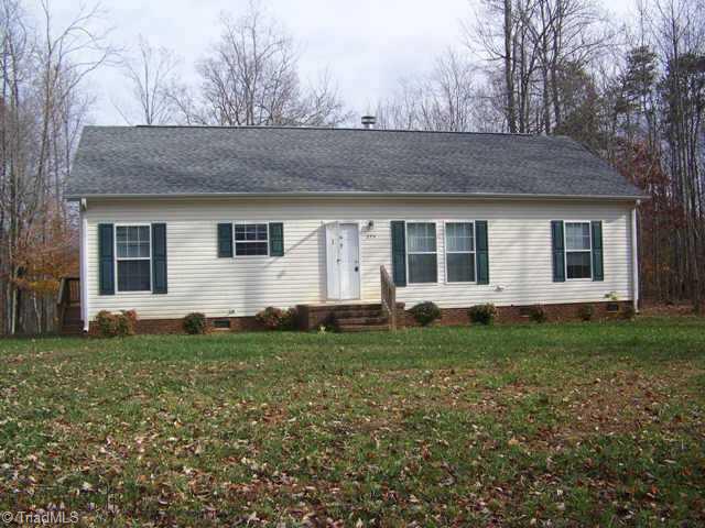 275 Hopper Road Mayodan, NC 27027 - Photo 1 of 1 Exterior Front.