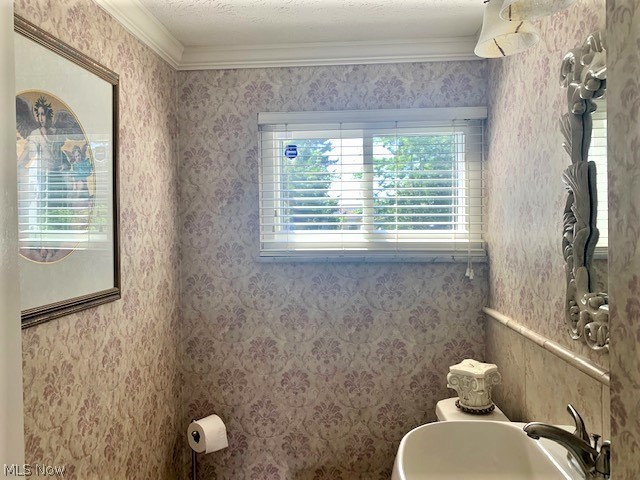 7300 Ames Road Parma, OH 44130 - Photo 16 of 19