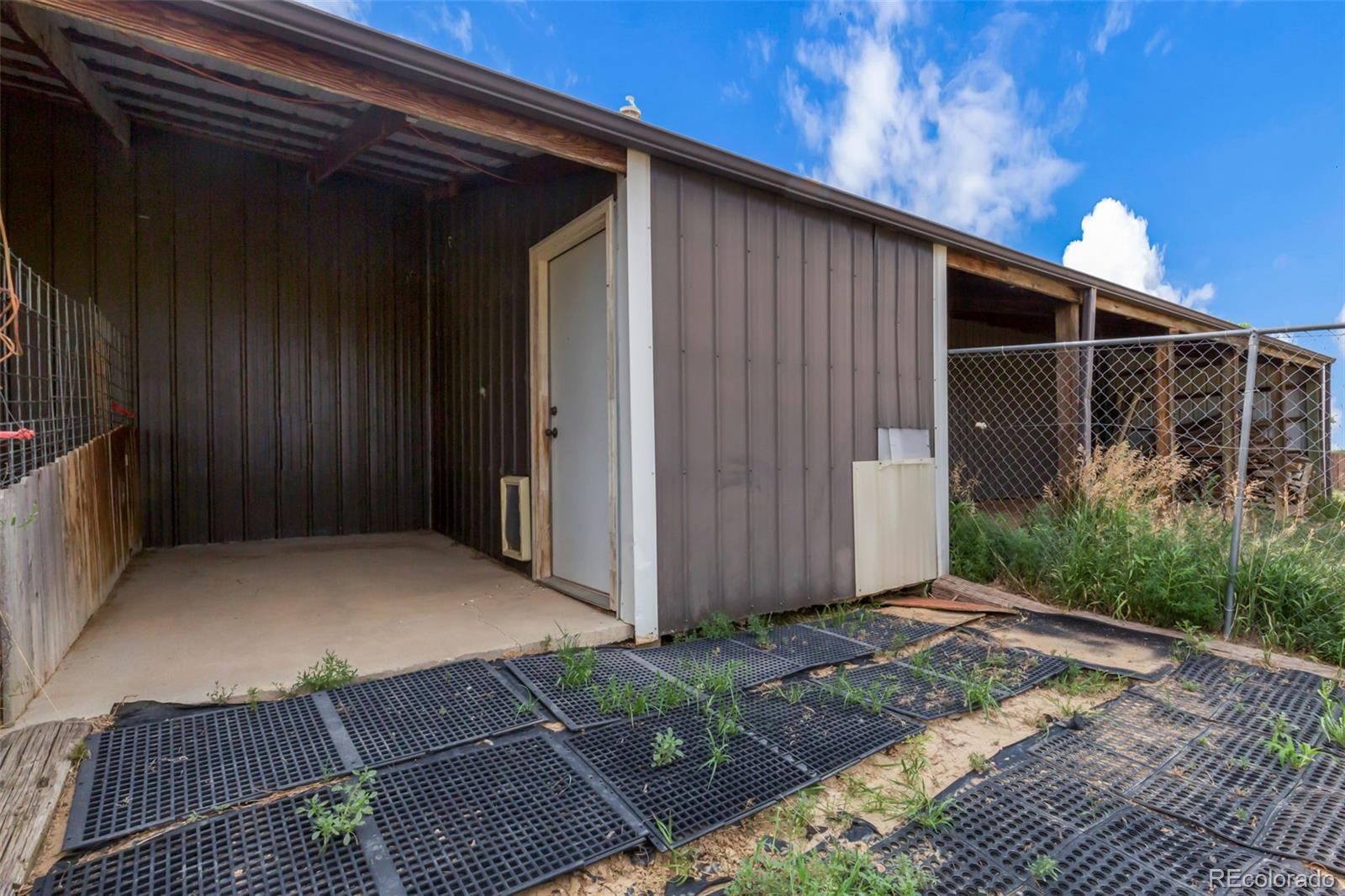 16600 North Harback Road Keenesburg, CO 80643 - Photo 27 of 46