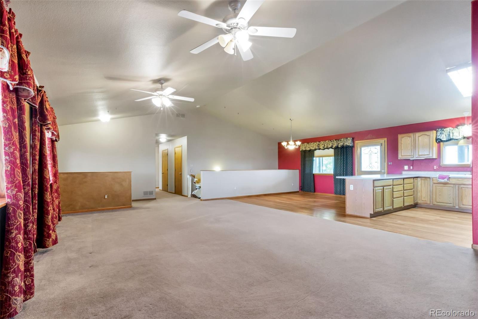 16600 North Harback Road Keenesburg, CO 80643 - Photo 6 of 46