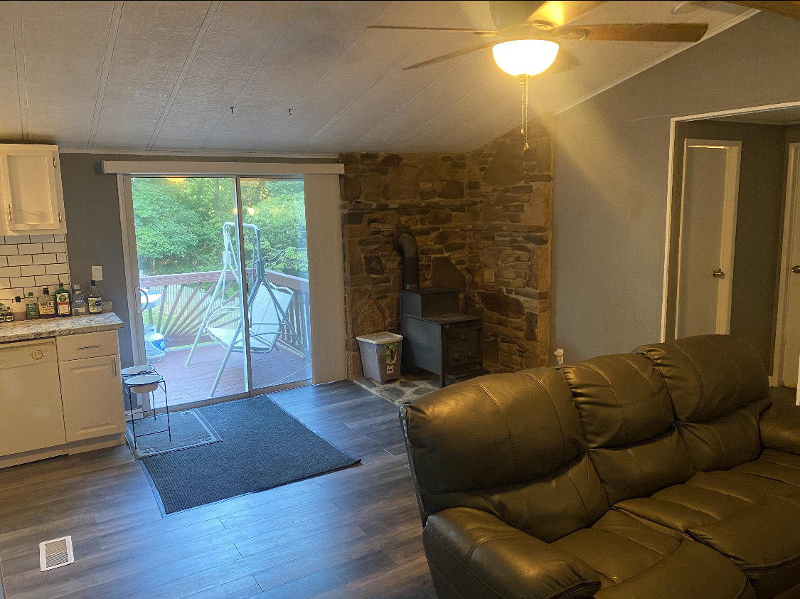 1017 Martin McNeil Road Salem, VA 24153 - Photo 6 of 16 M14