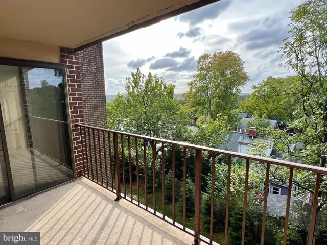 $2,500 | 118 Roberts Lane, Unit 300, Alexandria, VA 22314