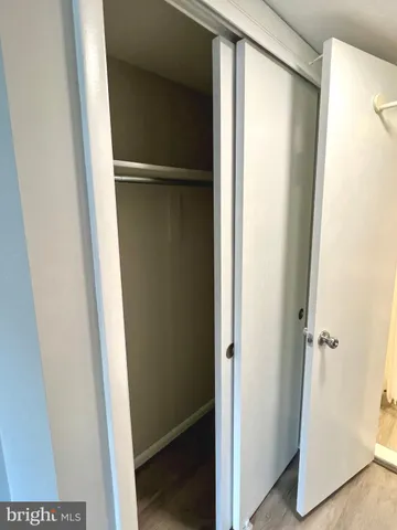 $2,500 | 118 Roberts Lane, Unit 300, Alexandria, VA 22314