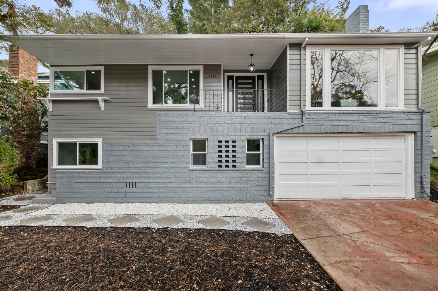 5838 Pinewood Road Oakland, CA 94611 - Photo 1 of 1 Gallery Image 1