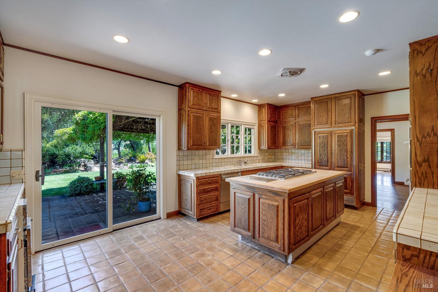 7455 Foothill Ranch Road Santa Rosa, CA 95404 - Photo 21 of 86