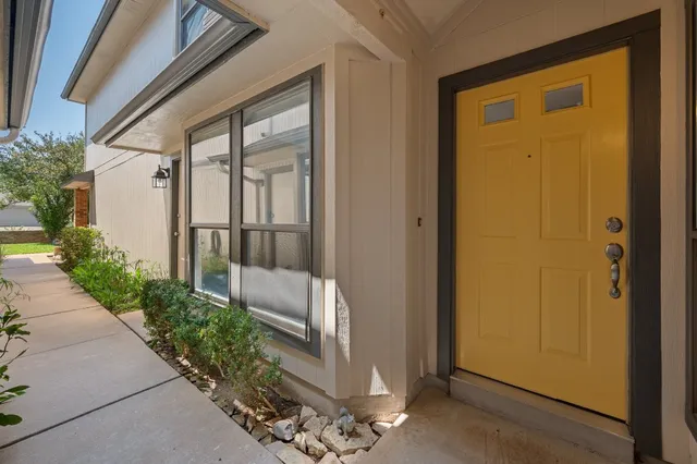 $299,000 | 11814 Barrington Way, Austin, TX 78759