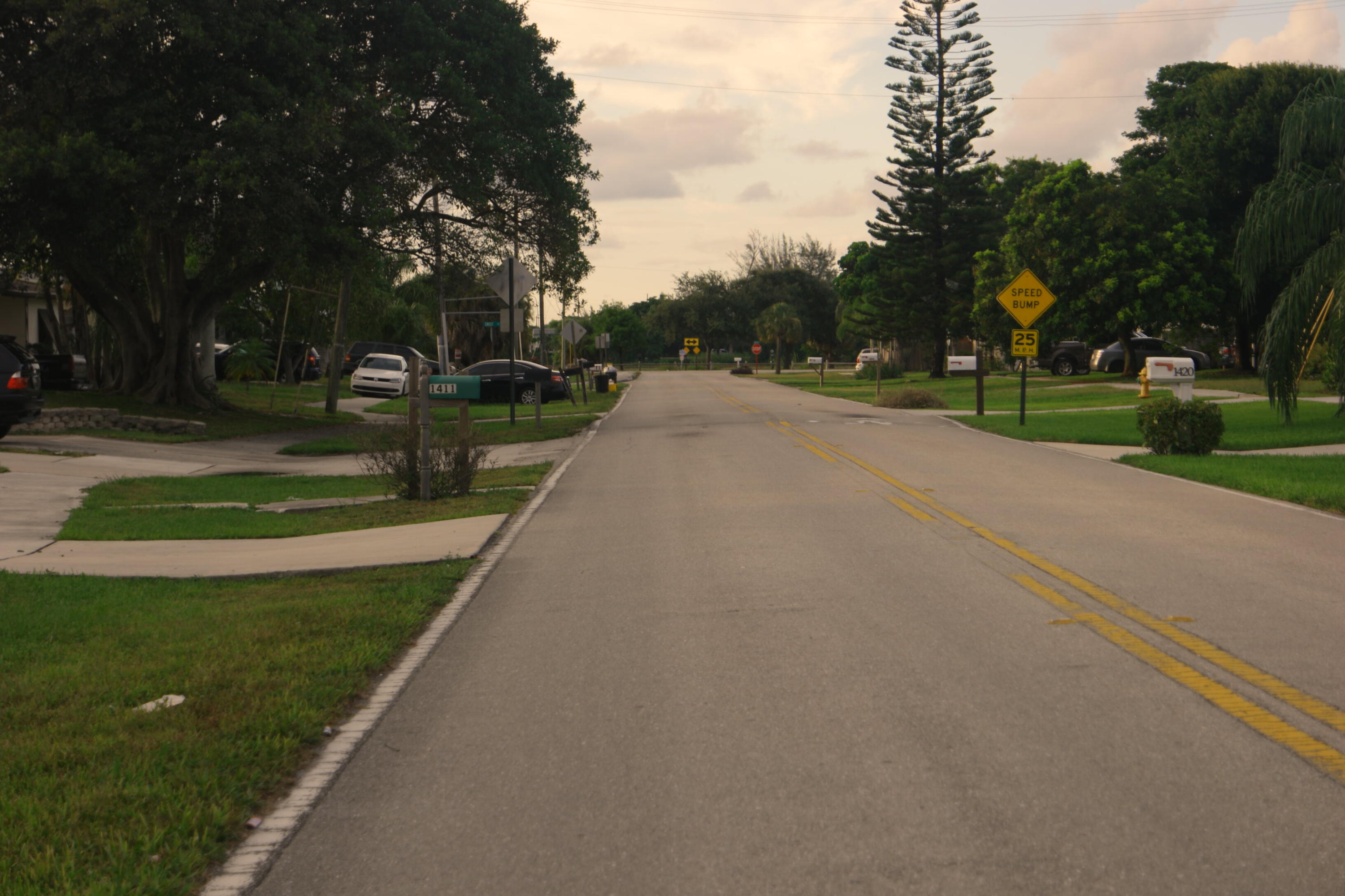 1413 High Ridge Road Lake Worth, FL 33461 - Photo 26 of 29 450ft.