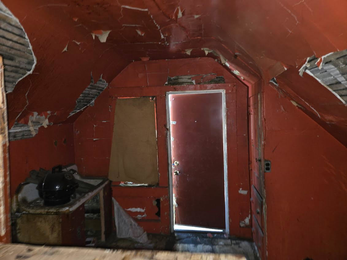 636 West 62nd Street Chicago, IL 60621 - Photo 13 of 16 an empty room with wooden floor