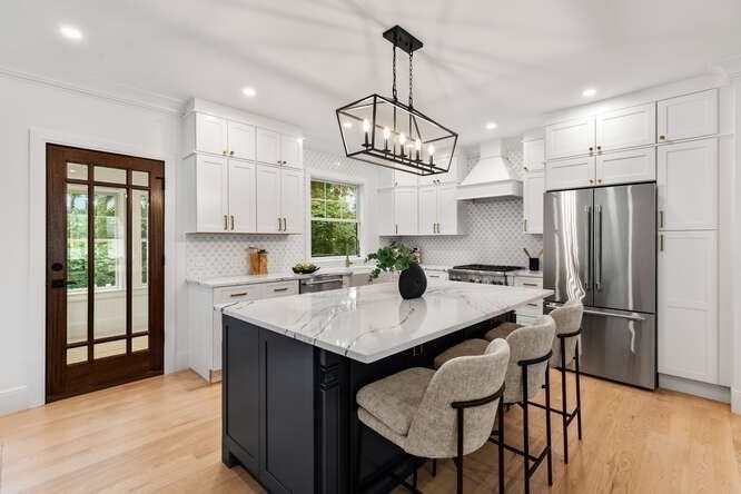 14 Grant Road Winchester, MA 01890 - Photo 4 of 40