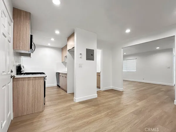 a view of a pathway besides a house