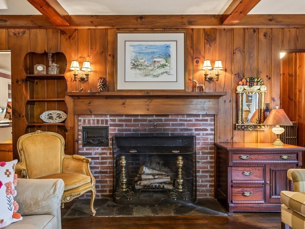 20 Manhattan Road Worcester, MA 01602 - Photo 6 of 41 a living room with furniture and a fireplace