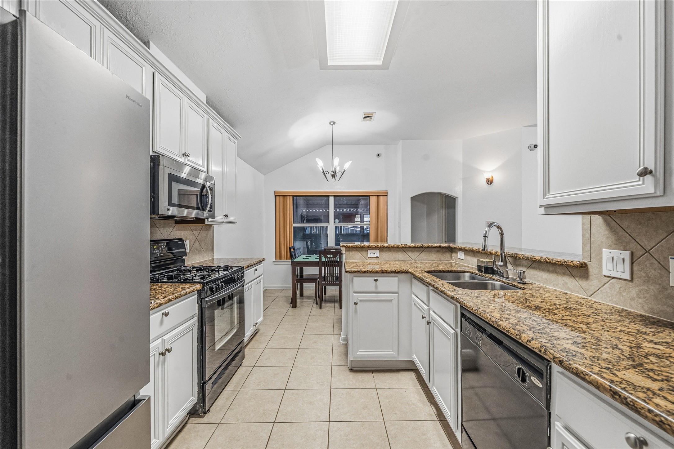 13218 Rustic Garden Drive Houston, TX 77083 - Photo 21 of 31