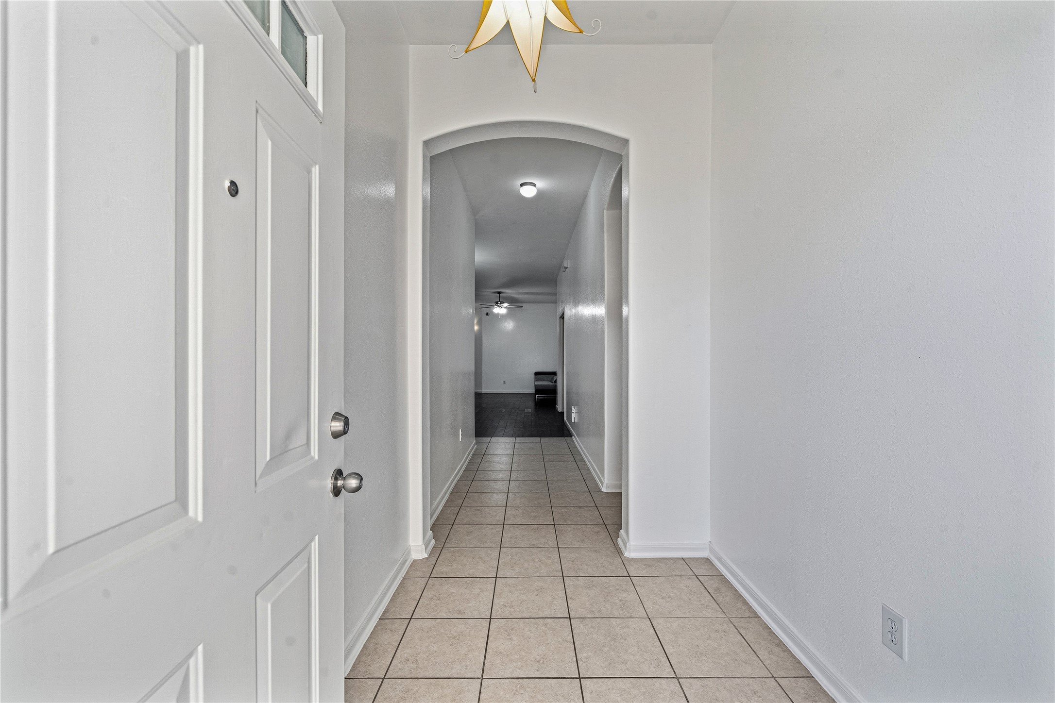 13218 Rustic Garden Drive Houston, TX 77083 - Photo 5 of 31