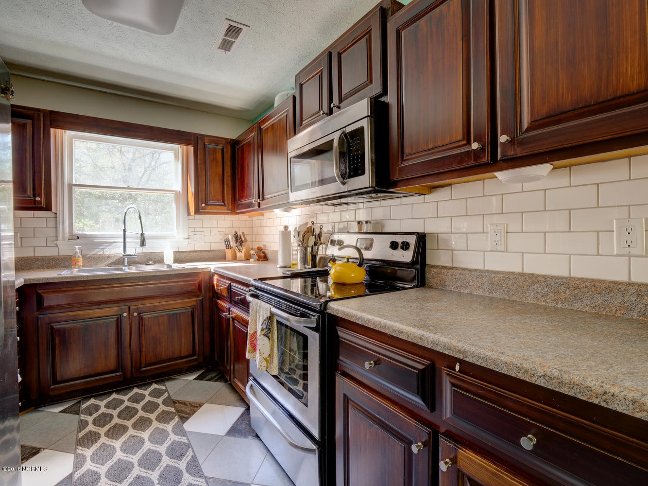 201 Williams Road Wilmington, NC 28409 - Photo 16 of 36 201 Williams Rd Wilmington NC-large-010-