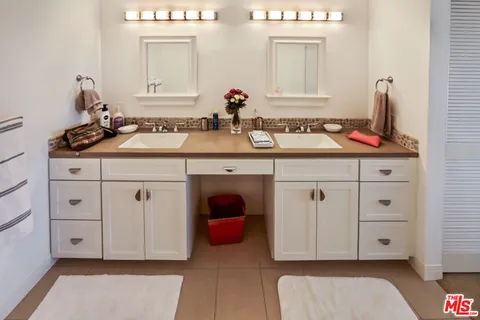 $2,885,000 | 22548 Pacific Coast Highway, Unit 214, Malibu, CA 90265