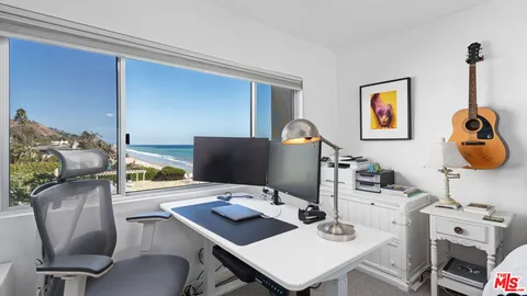 $2,885,000 | 22548 Pacific Coast Highway, Unit 214, Malibu, CA 90265