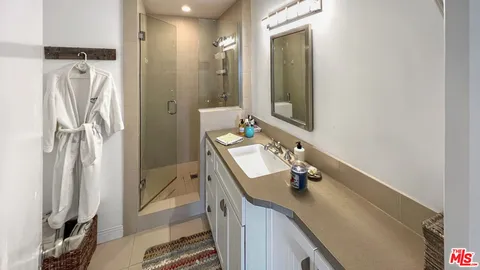 $2,885,000 | 22548 Pacific Coast Highway, Unit 214, Malibu, CA 90265