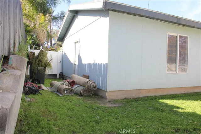 a view of a house with a outdoor space