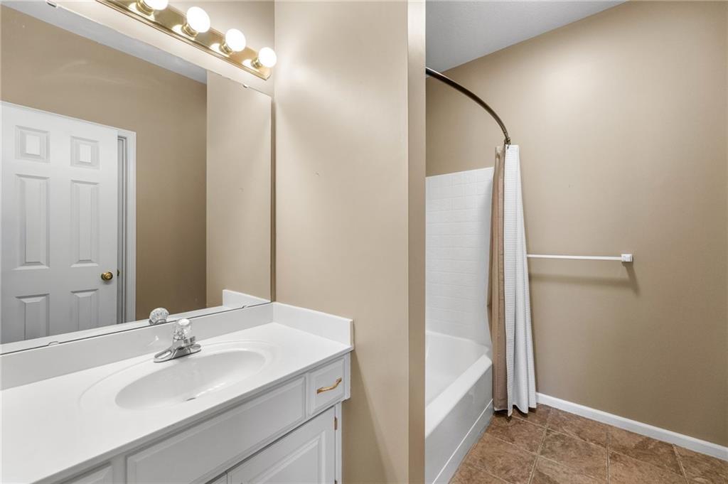 7447 Mize Road Shawnee, KS 66227 - Photo 38 of 83