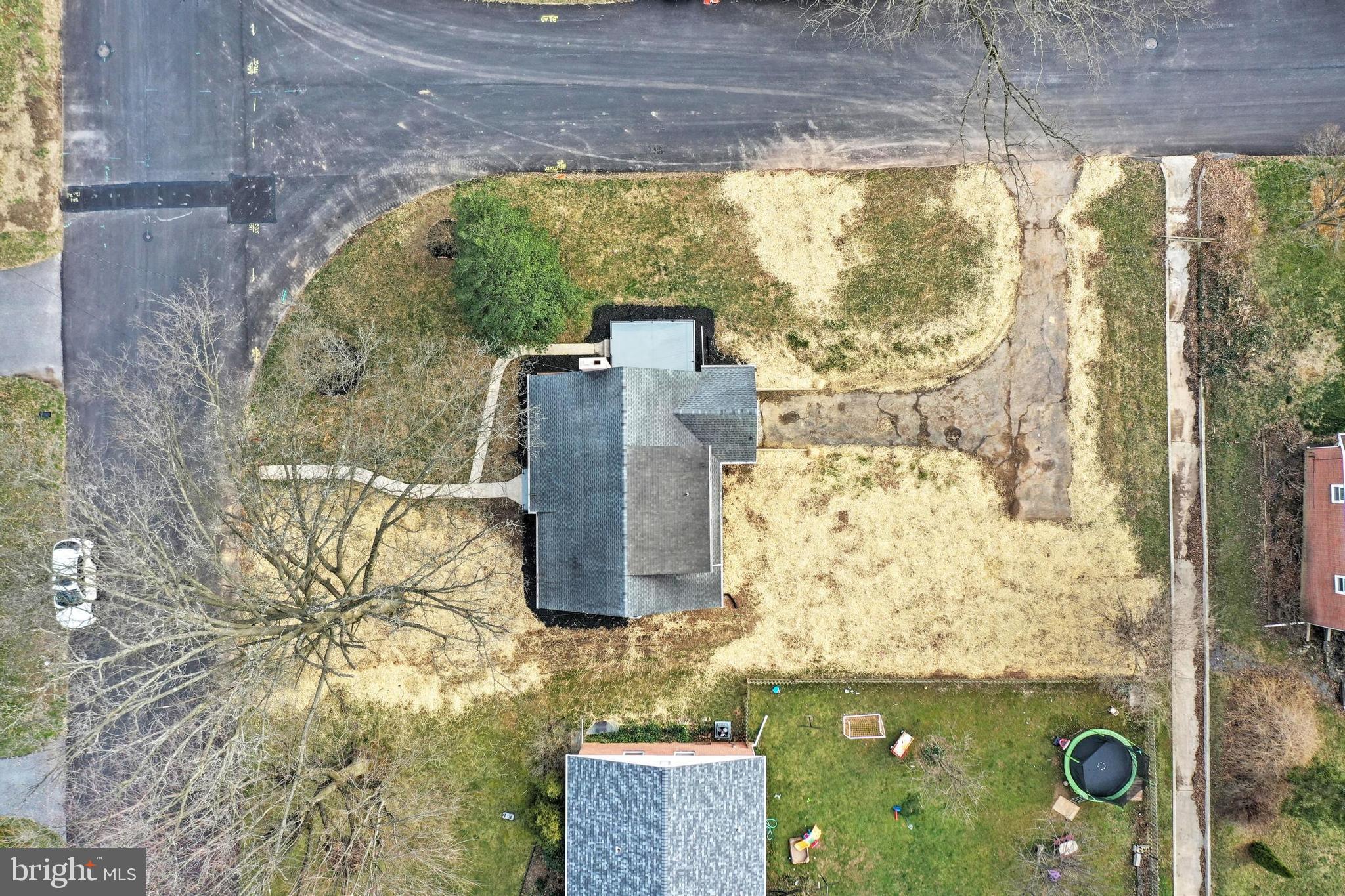 1733 Zarker Road Lancaster, PA 17601 - Photo 40 of 44