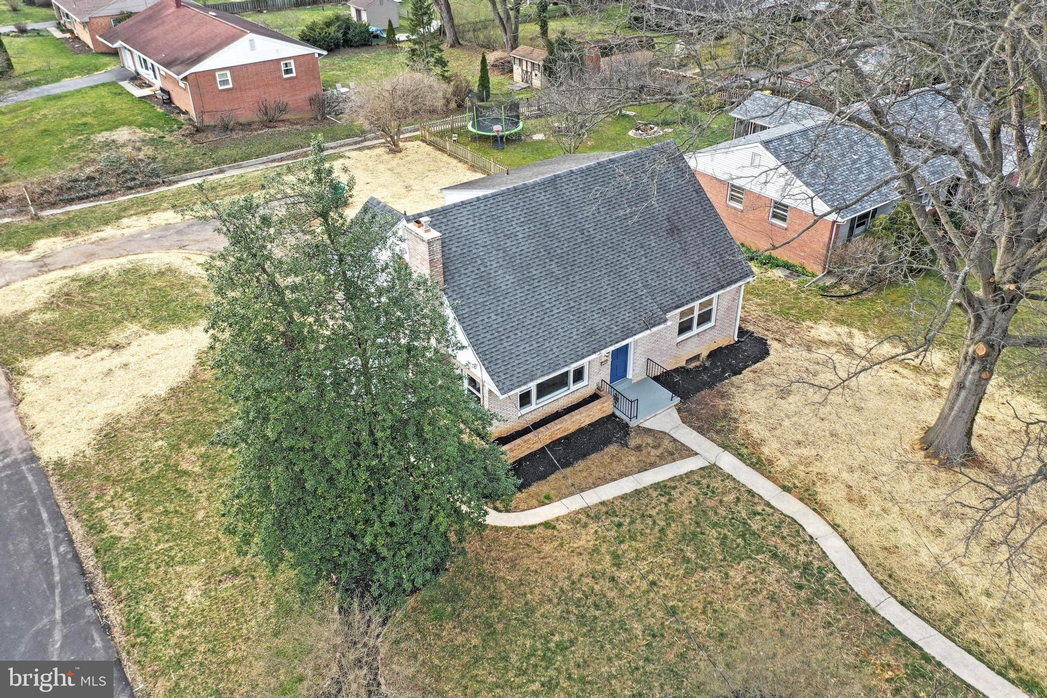 1733 Zarker Road Lancaster, PA 17601 - Photo 41 of 44