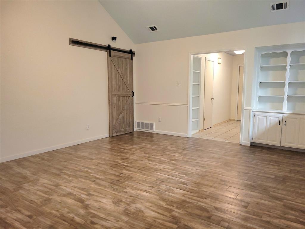 912 North Dove Road Grapevine, TX 76051 - Photo 14 of 36 a view of an empty room