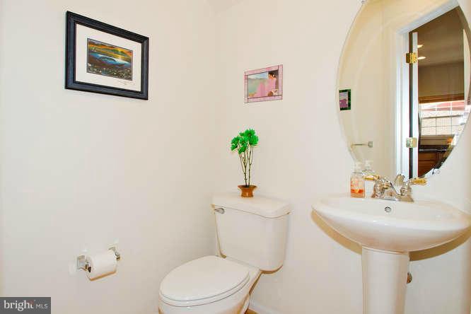 10207 Brighton Ridge Way, Unit 90 Columbia, MD 21044 - Photo 19 of 30 Bath