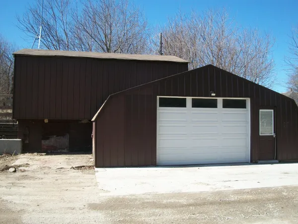 $279,900 | 743 County H, Farmington, WI 53090