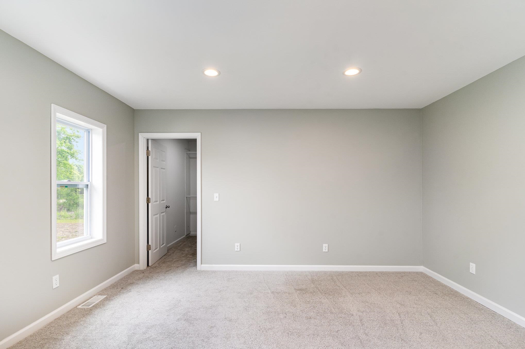 2418 Bullock Road Bay City, MI 48708 - Photo 14 of 25