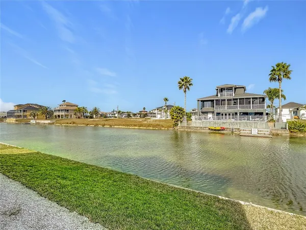 $759,900 | 3487 Sheephead Drive, Hernando Beach, FL 34607