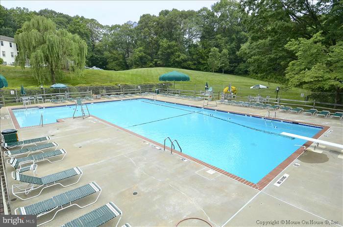 5903 Kingsford Road, Unit 379 Springfield, VA 22152 - Photo 15 of 30 Community