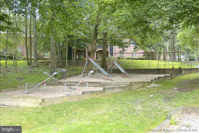 5903 Kingsford Road, Unit 379 Springfield, VA 22152 - Photo 22 of 30 Community