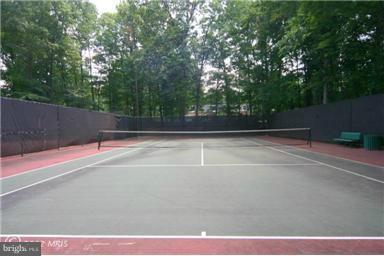 5903 Kingsford Road, Unit 379 Springfield, VA 22152 - Photo 23 of 30 Community
