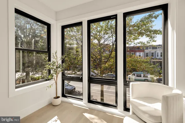 a view of a large window with an outdoor view