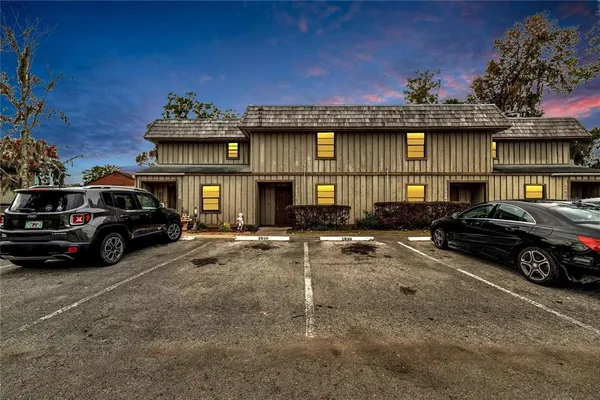 $575,000 | 2826 Northeast 7th Street, Ocala, FL 34470