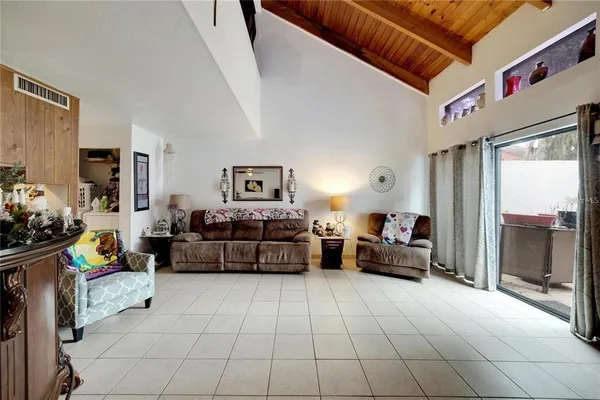 $575,000 | 2826 Northeast 7th Street, Ocala, FL 34470