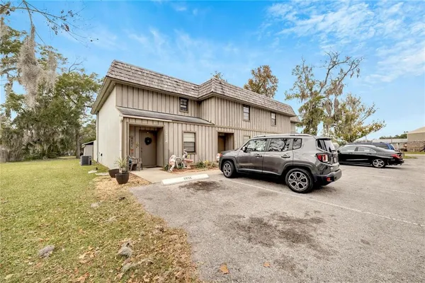 $575,000 | 2826 Northeast 7th Street, Ocala, FL 34470