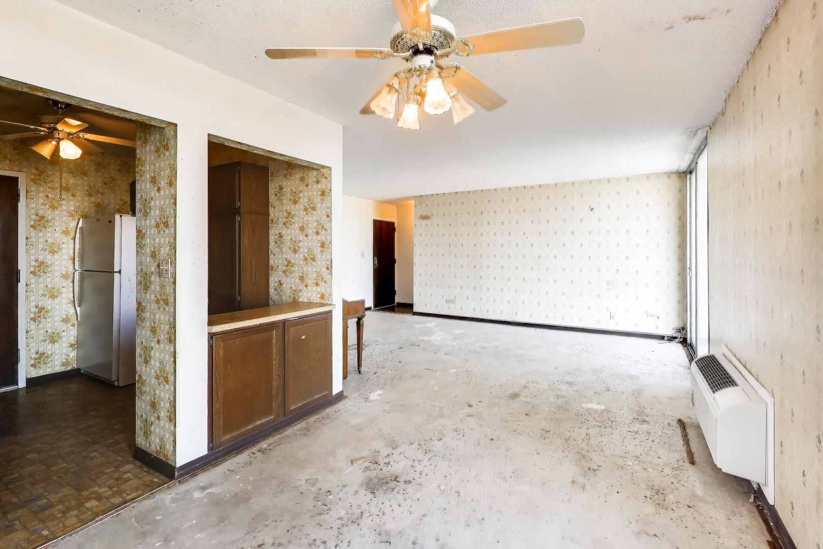 1150 Jackson Street, Unit 4F Lombard, IL 60148 - Photo 12 of 23