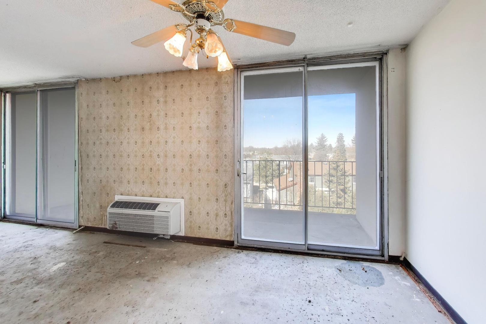 1150 Jackson Street, Unit 4F Lombard, IL 60148 - Photo 8 of 23