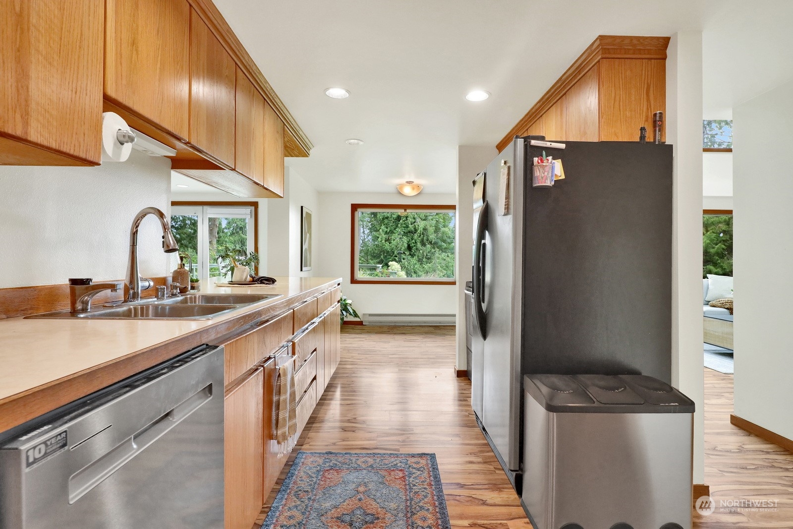 833 Chuckanut Drive Bellingham, WA 98229 - Photo 11 of 37