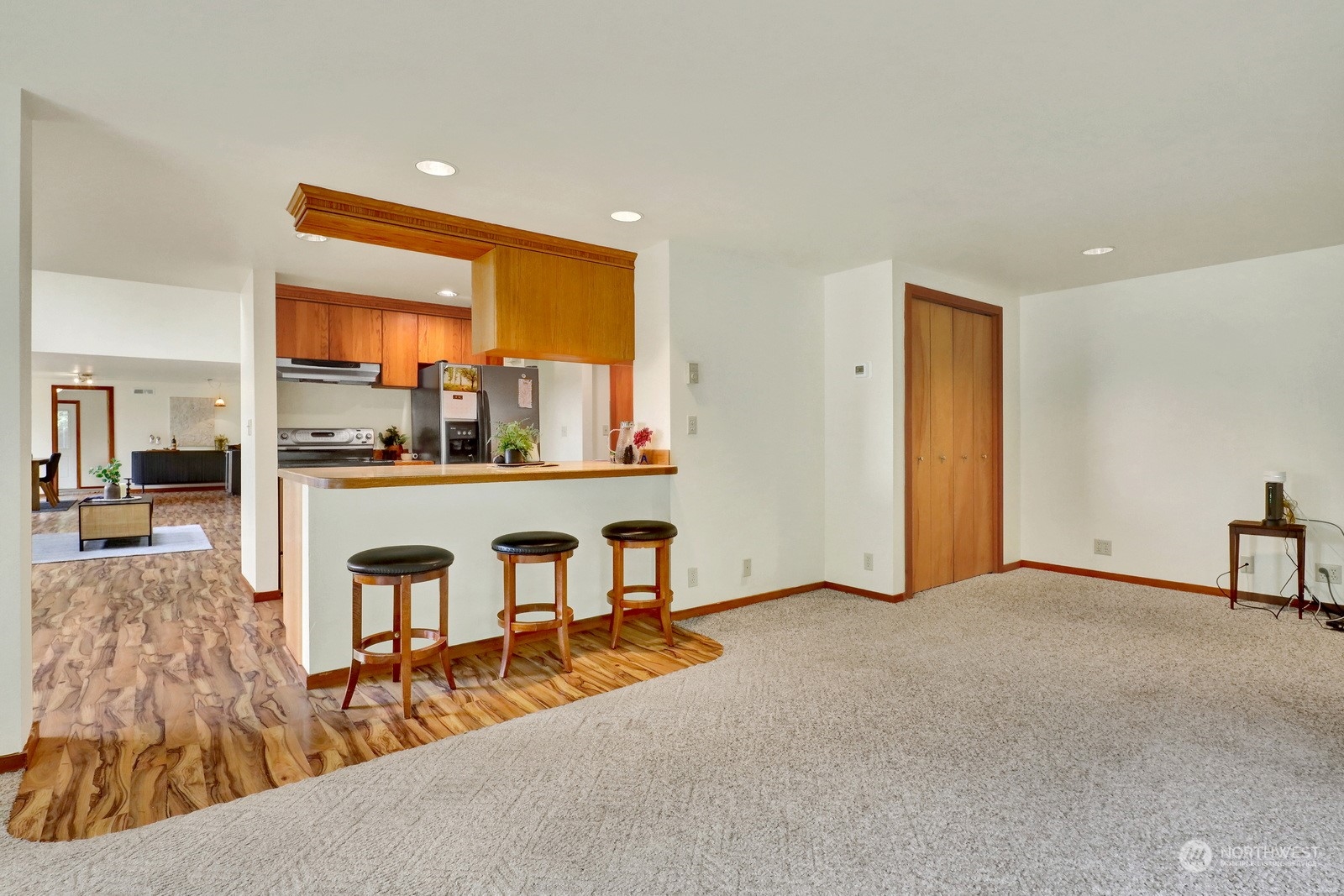 833 Chuckanut Drive Bellingham, WA 98229 - Photo 13 of 37