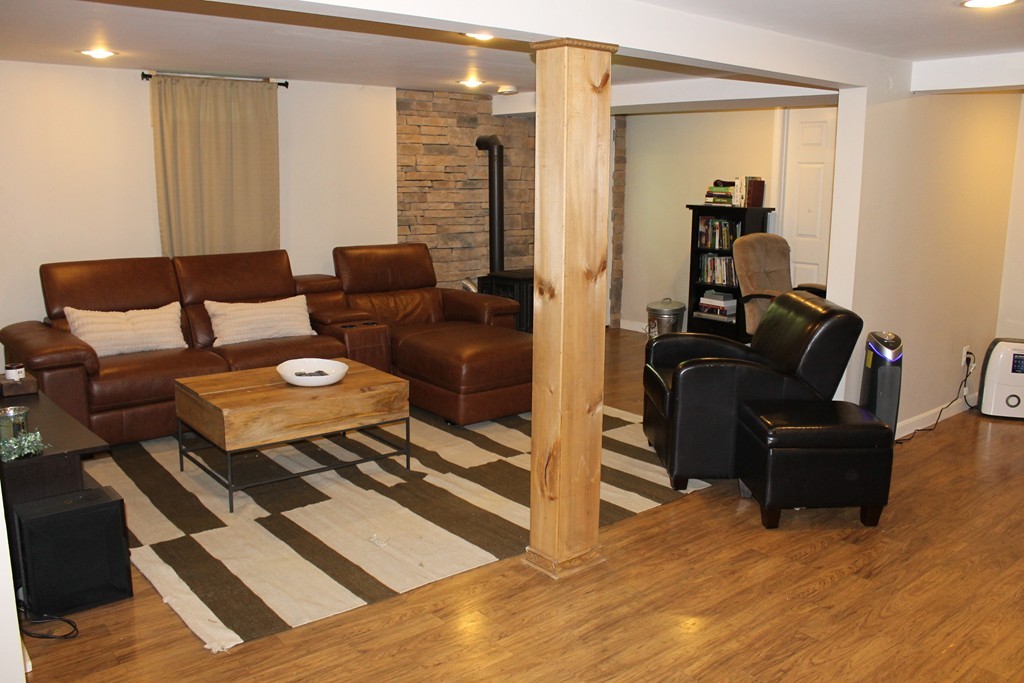 49 Arnold Road Sturbridge, MA 01518 - Photo 17 of 28
