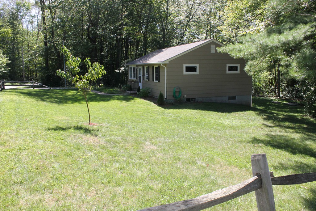 49 Arnold Road Sturbridge, MA 01518 - Photo 27 of 28